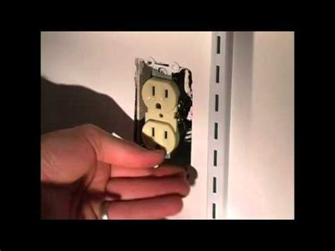 how to disconnect a receptacle